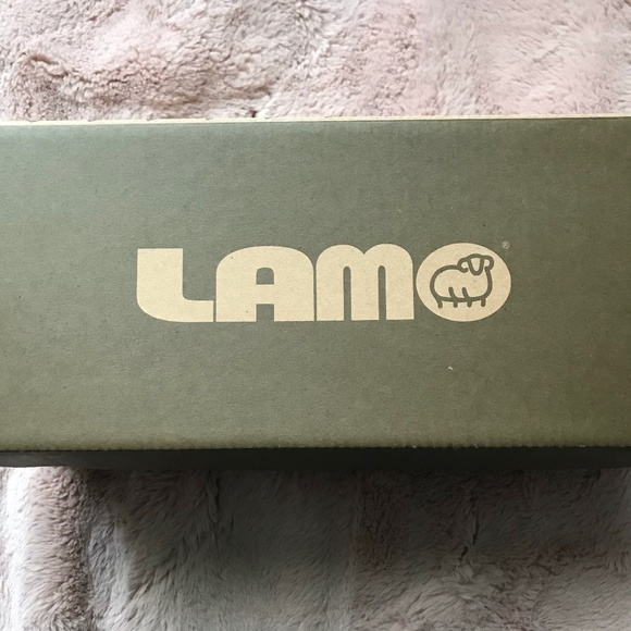 Lamo Britain Moccasin II - Picture 8 of 10